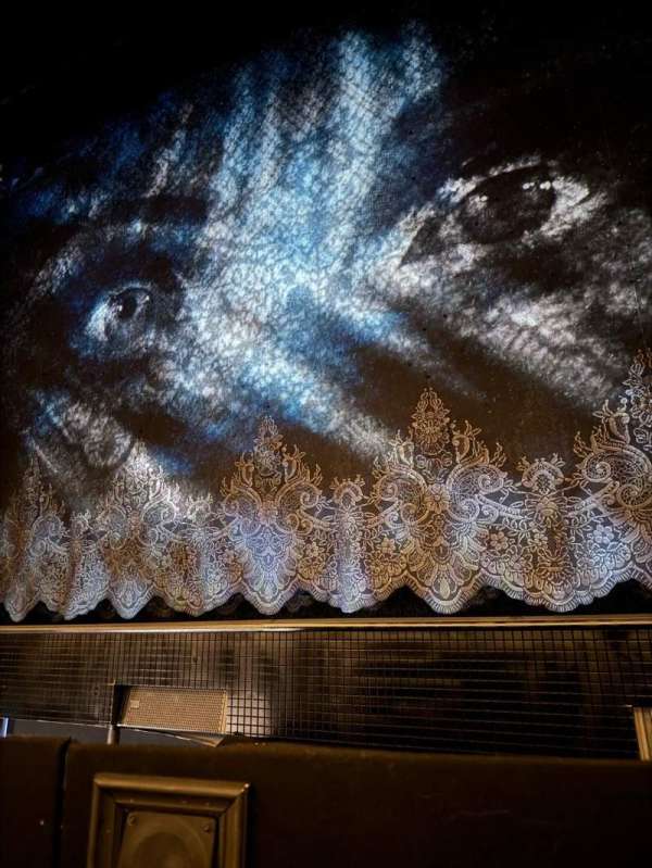 Princess Theatre, Melbourne, section: Stalls, row: B, seat: 28