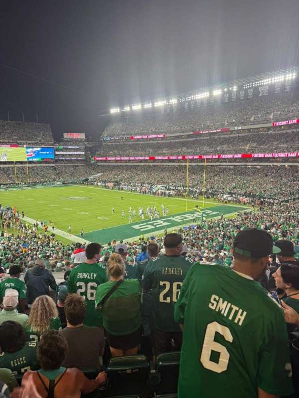 Lincoln Financial Field, section: 108, row: 44, seat: 26