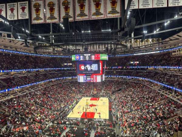 United Center, section: 325, row: 2, seat: 12