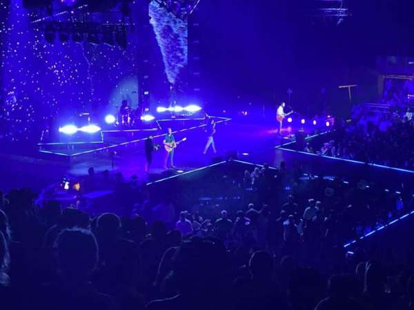 CFG Bank Arena, section: 122, row: Y, seat: 10