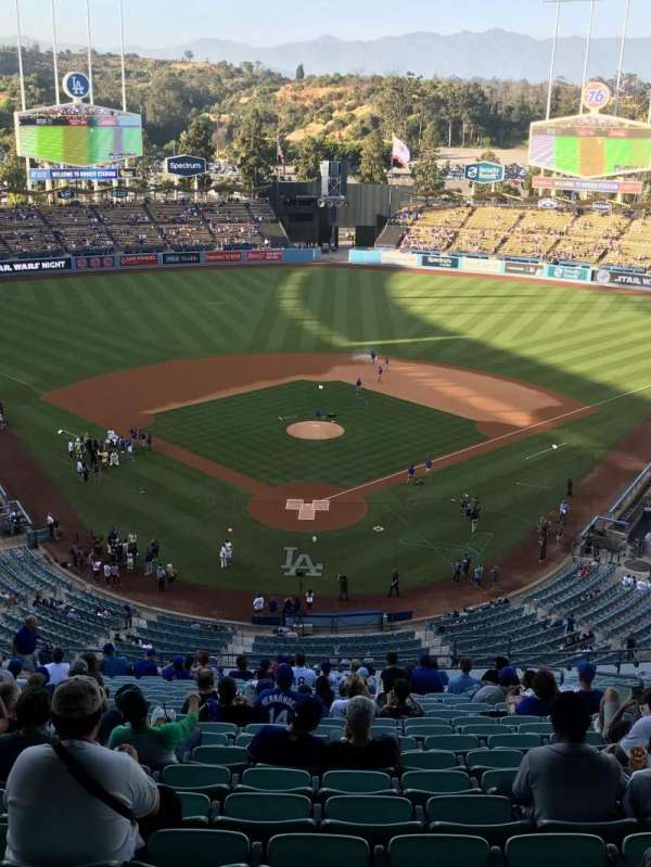 Dodger Stadium, section: 1RS, row: W, seat: 5