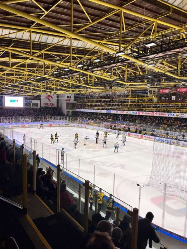 Zimní Stadion Ivana Hlinky, section: V1, row: 5, seat: 6