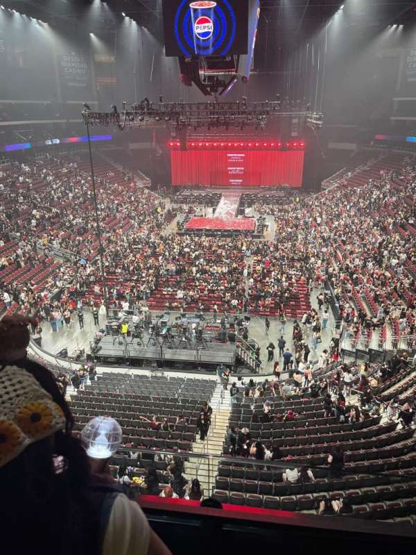 Desert Diamond Arena, section: 222, row: B, seat: 6