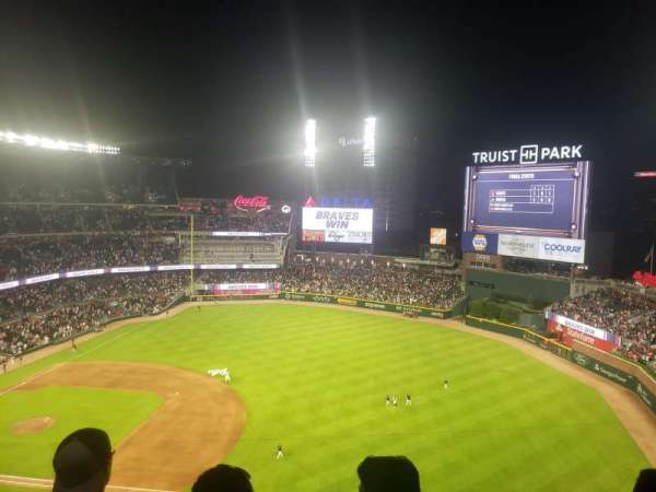 Truist Park, section: 415, row: 3, seat: 9