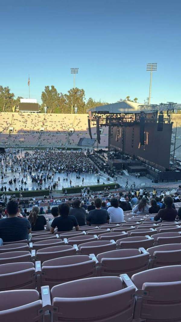 Rose Bowl, section: 19-H, row: 65, seat: 111
