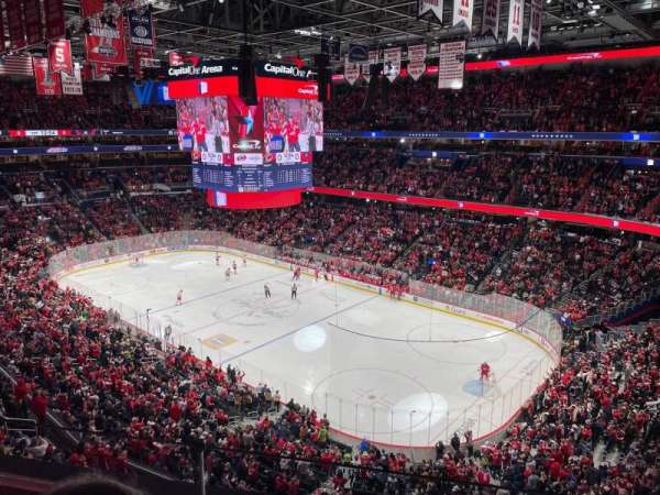 Capital One Arena, section: 421, row: B, seat: 14
