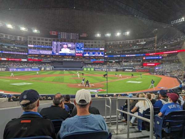 Rogers Centre, section: 25, row: 7, seat: 1