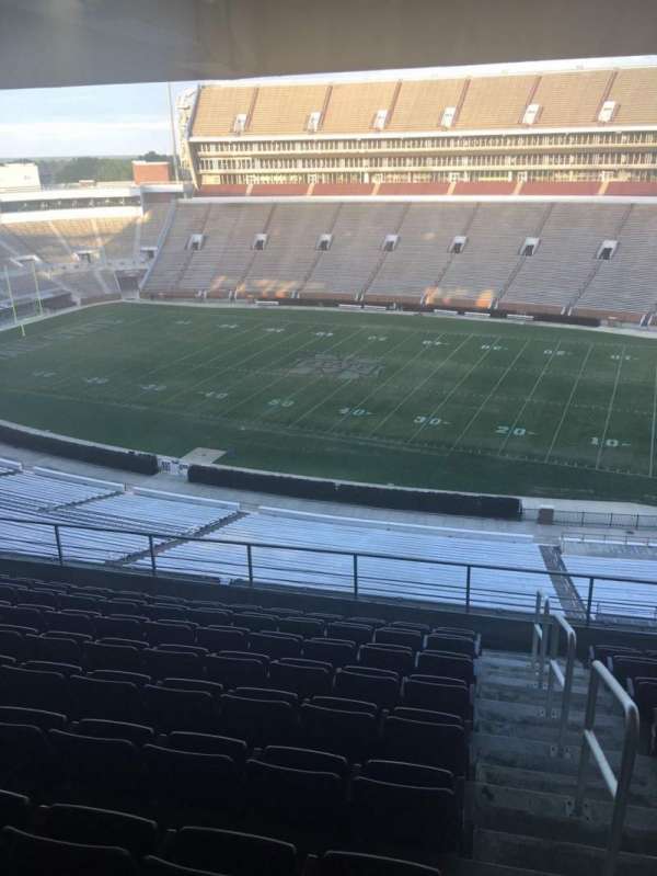 Davis Wade Stadium, section: 203, row: 09, seat: 01