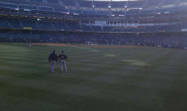 Yankee Stadium, section: 136, row: 10, seat: 21