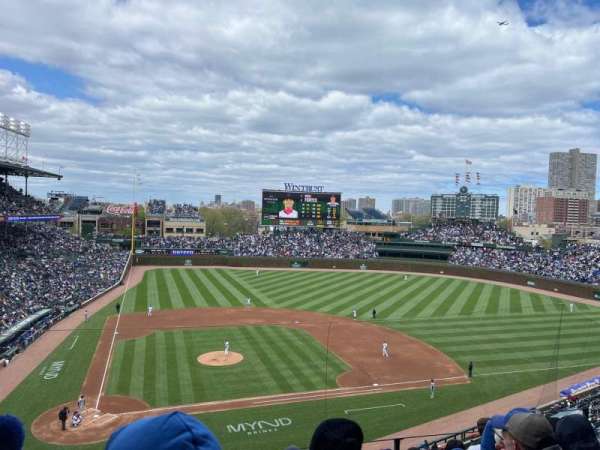 Wrigley Field, section: 322R, row: 6, seat: 9