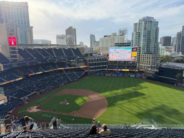 Petco Park, section: 315, row: 27, seat: 11
