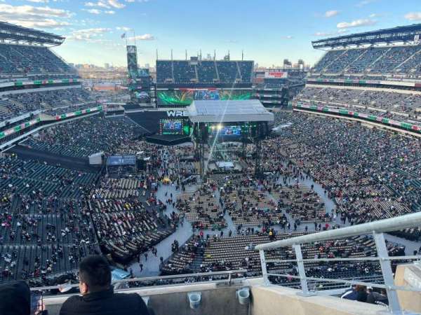 Lincoln Financial Field, section: 210, row: 8, seat: 11