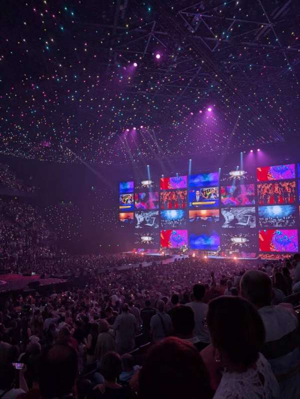 Accor Arena, section: Gradin E, row: 18, seat: 10