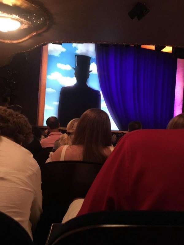 Lunt-Fontanne Theatre, section: Orchestra L, row: T, seat: 5