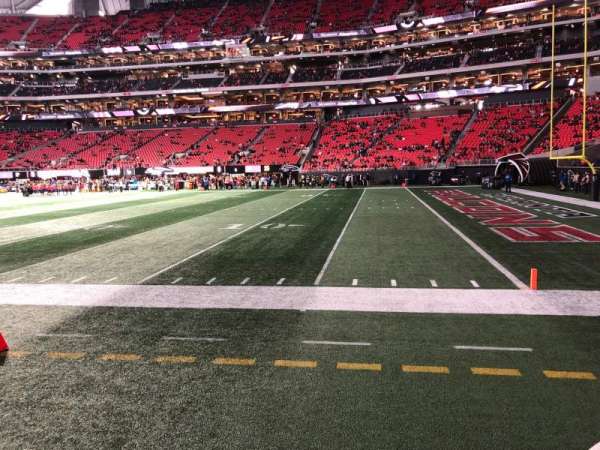 Mercedes-Benz Stadium, section: 124, row: 1, seat: 7
