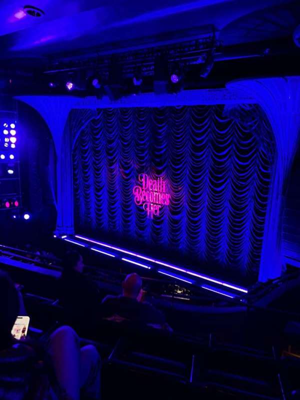 Lunt-Fontanne Theatre, section: Front Mezzanine R, row: D, seat: 18