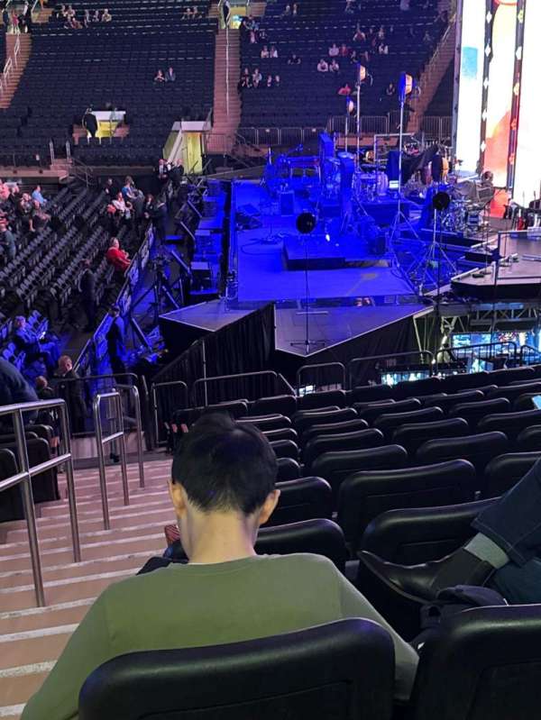 Madison Square Garden, section: 109, row: 15, seat: 1