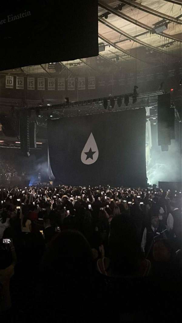 Madison Square Garden, section: 106, row: 2, seat: 6