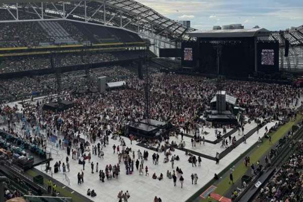 Aviva Stadium, section: 511, row: J, seat: 9