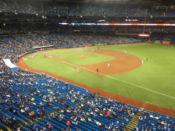 Rogers Centre, section: Suite 312, row: A, seat: 14