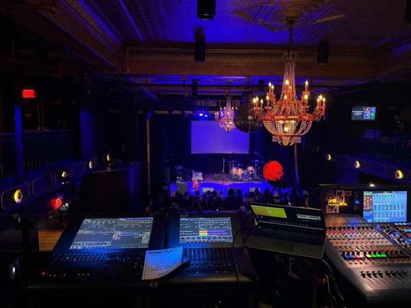 Irving Plaza, section: RAIL, row: AA, seat: 4