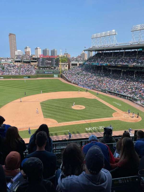 Wrigley Field, section: 310L, row: 7, seat: 4