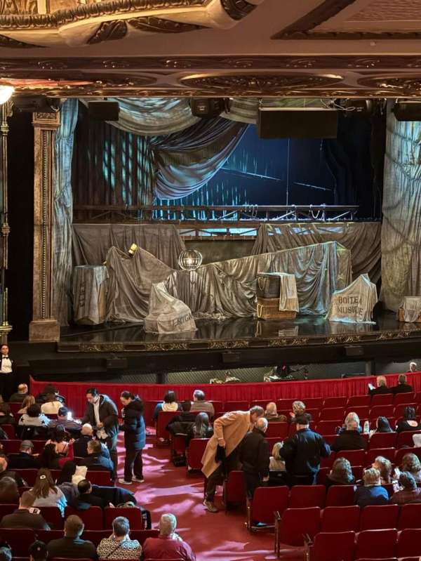 Cadillac Palace Theater, section: Dress Circle L, row: MM, seat: 1