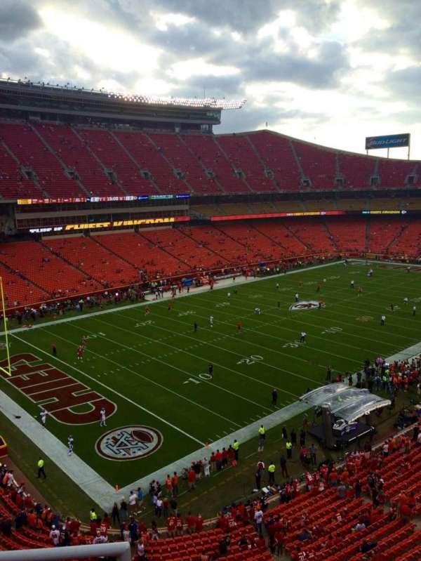 Arrowhead Stadium, section: 307, row: 3, seat: 20