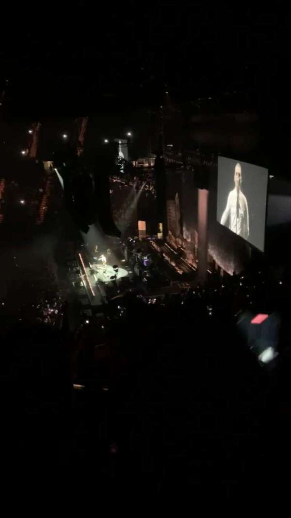 Kia Forum, section: 211, row: 15, seat: 14