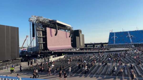 Rogers Stadium, section: E124, row: 3, seat: 22