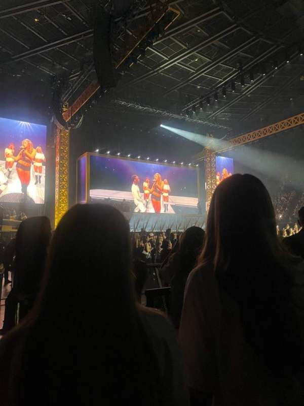 Kia Forum, section: F, row: 3, seat: 1