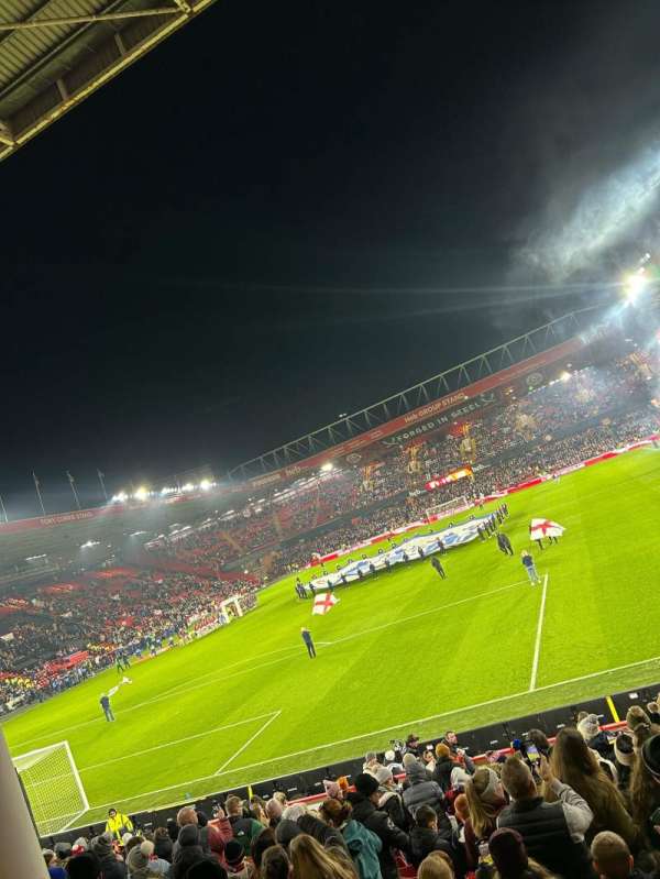 Bramall Lane, section: KM3, row: T, seat: 154