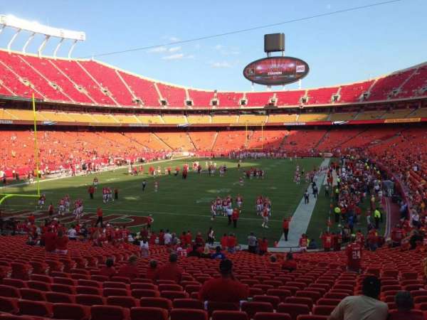 Arrowhead Stadium, section: 126, row: 30, seat: 15