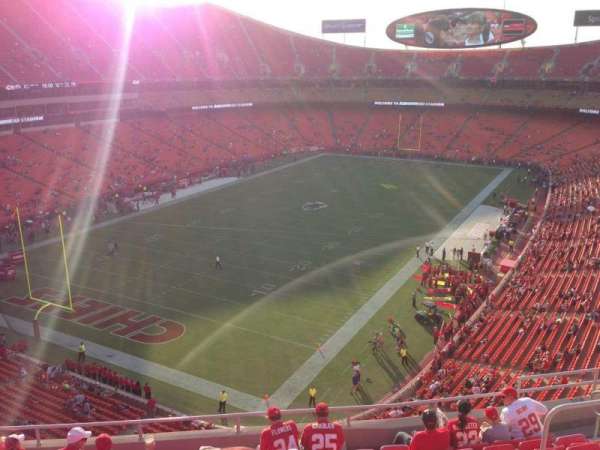 Arrowhead Stadium, section: 309, row: 9, seat: 10