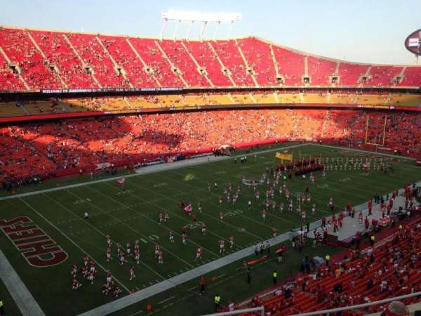 Arrowhead Stadium, section: 329, row: 7, seat: 2