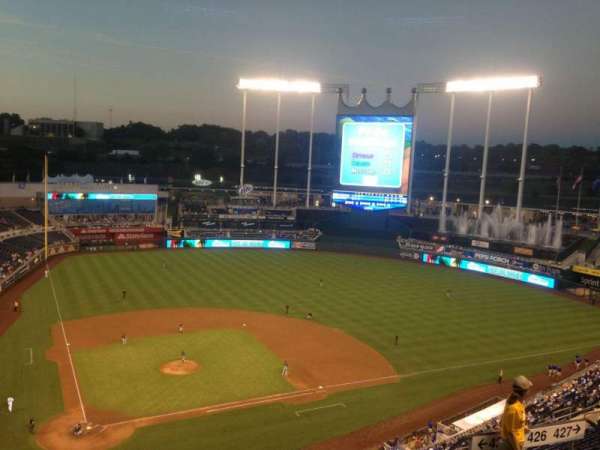 Kauffman Stadium, section: 425, row: V, seat: 12