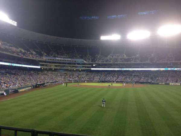 Kauffman Stadium, section: 152, row: C, seat: 14