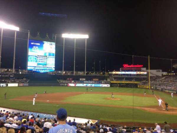 Kauffman Stadium, section: 124, row: V, seat: 1