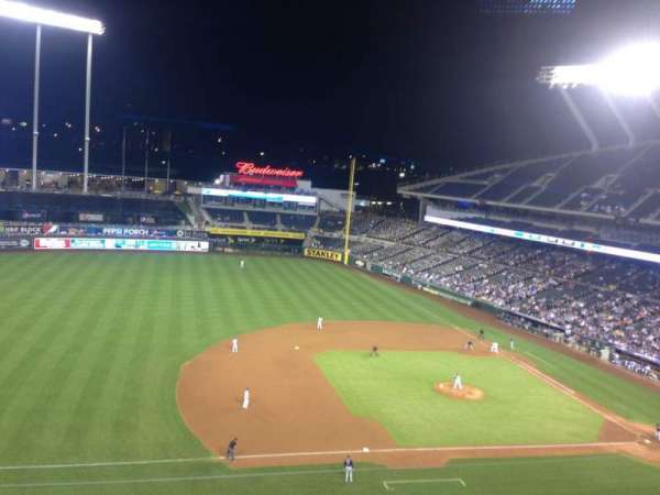 Kauffman Stadium, section: 409, row: F, seat: 7