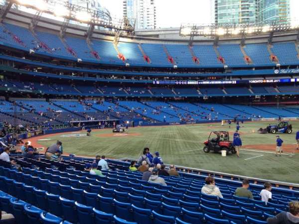 Rogers Centre, section: 116L, row: 15, seat: 104
