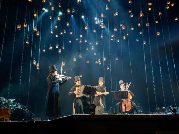 Ahmanson Theatre, section: Orchestra, row: B, seat: 20
