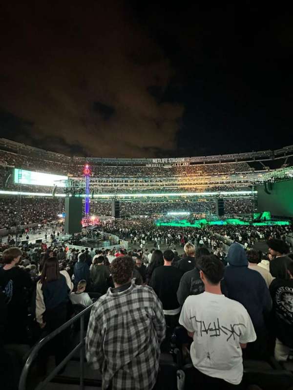 MetLife Stadium, section: 114, row: 20