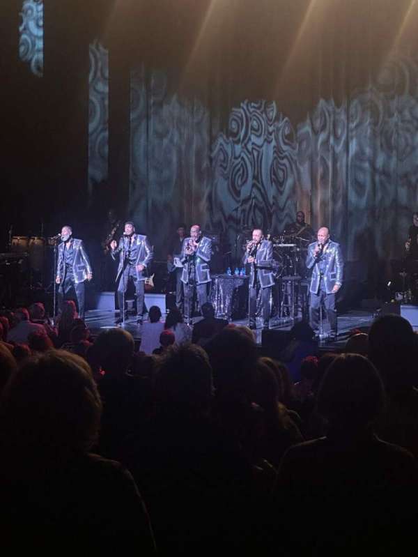 Miller High Life Theatre, section: 1RC, row: U, seat: 9