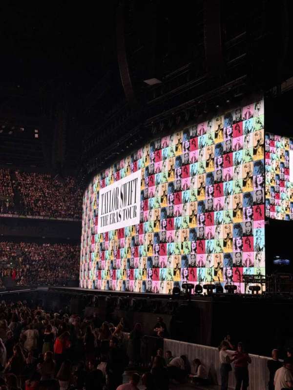 Paris La Défense Arena, section: 116, row: 9, seat: 36