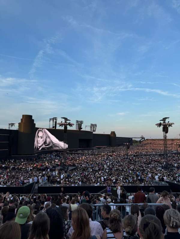 Open Air Arena - Messe München, section: D26, row: 24, seat: 5