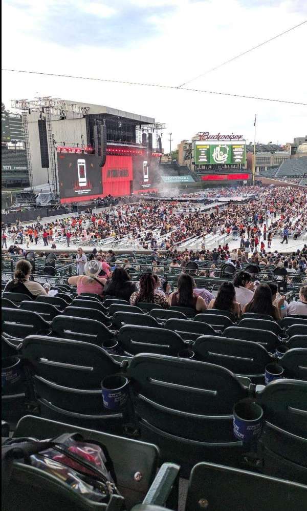 Wrigley Field, section: 205, row: 11, seat: 8