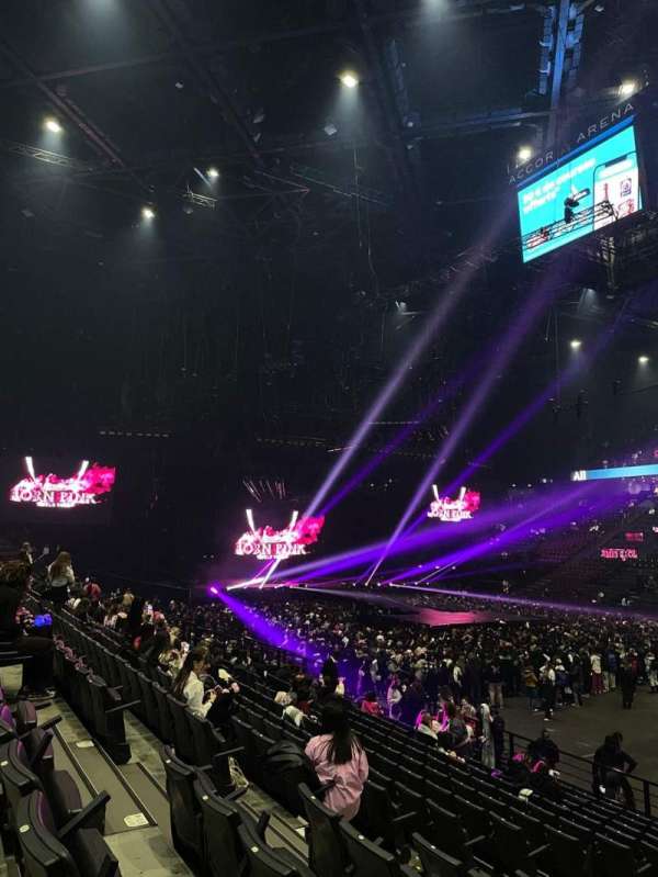 Accor Arena, section: Gradin P, row: 14, seat: 31