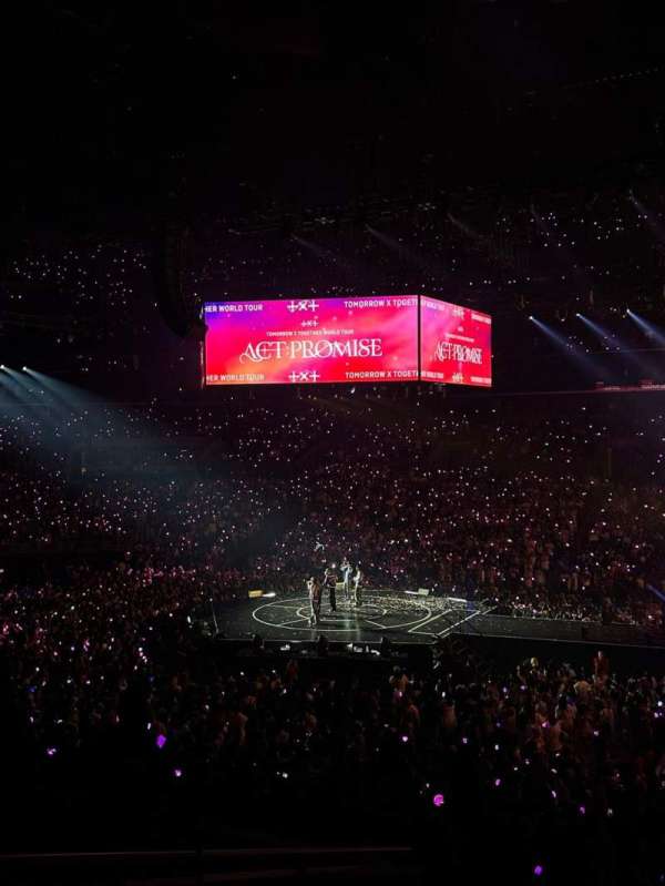 Crypto.com Arena, section: PR3, row: 7, seat: 15