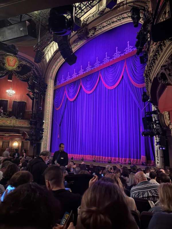 Lyceum Theatre, Broadway, section: Orchestra R, row: L, seat: 18