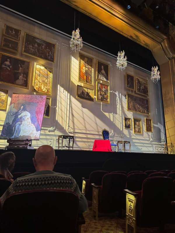 St. James Theatre, section: Orchestra L, row: F, seat: 3